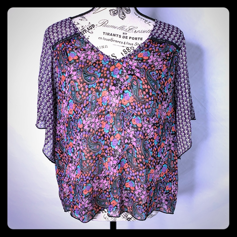 Mason + Mackenzie v-neck blouse